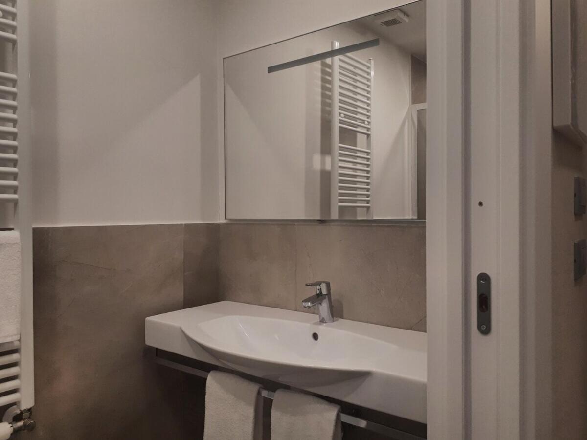 Smart Apartment Sei Chiese - Twa Bologna Phòng bức ảnh